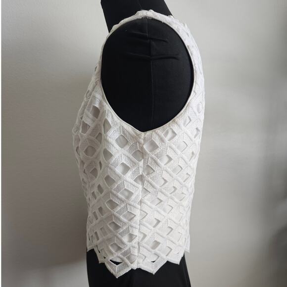 EUC White House Black Market WHBM Women's Lattice Sleeveless Tank Top 6 - Picture 3 of 10
